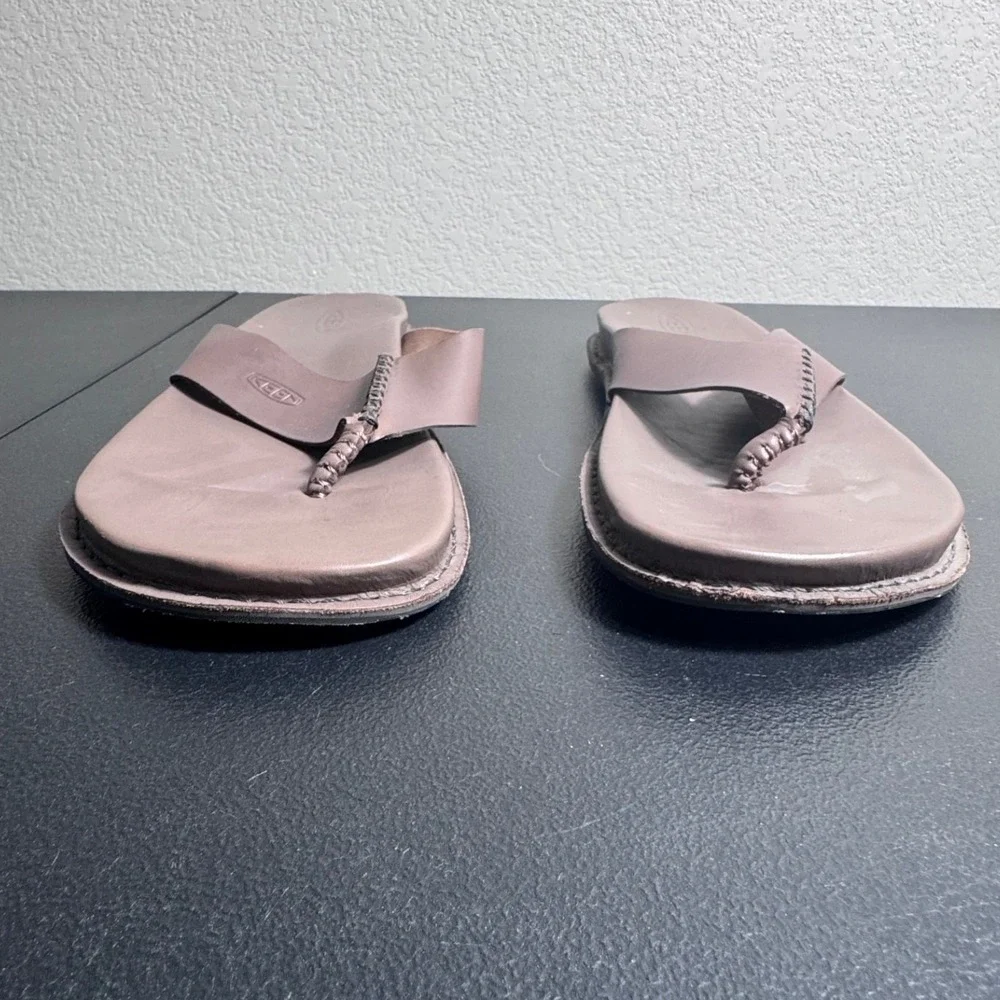 KEEN Alman Brown Leather Thong Flip Flop Sandals Mens 10.5 1010318